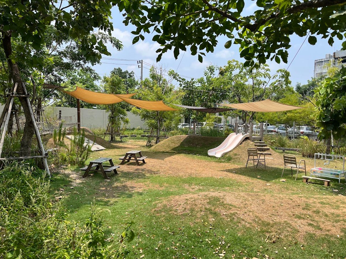 Little Stump(CLOSED FOR RENOVATION) - Image 4