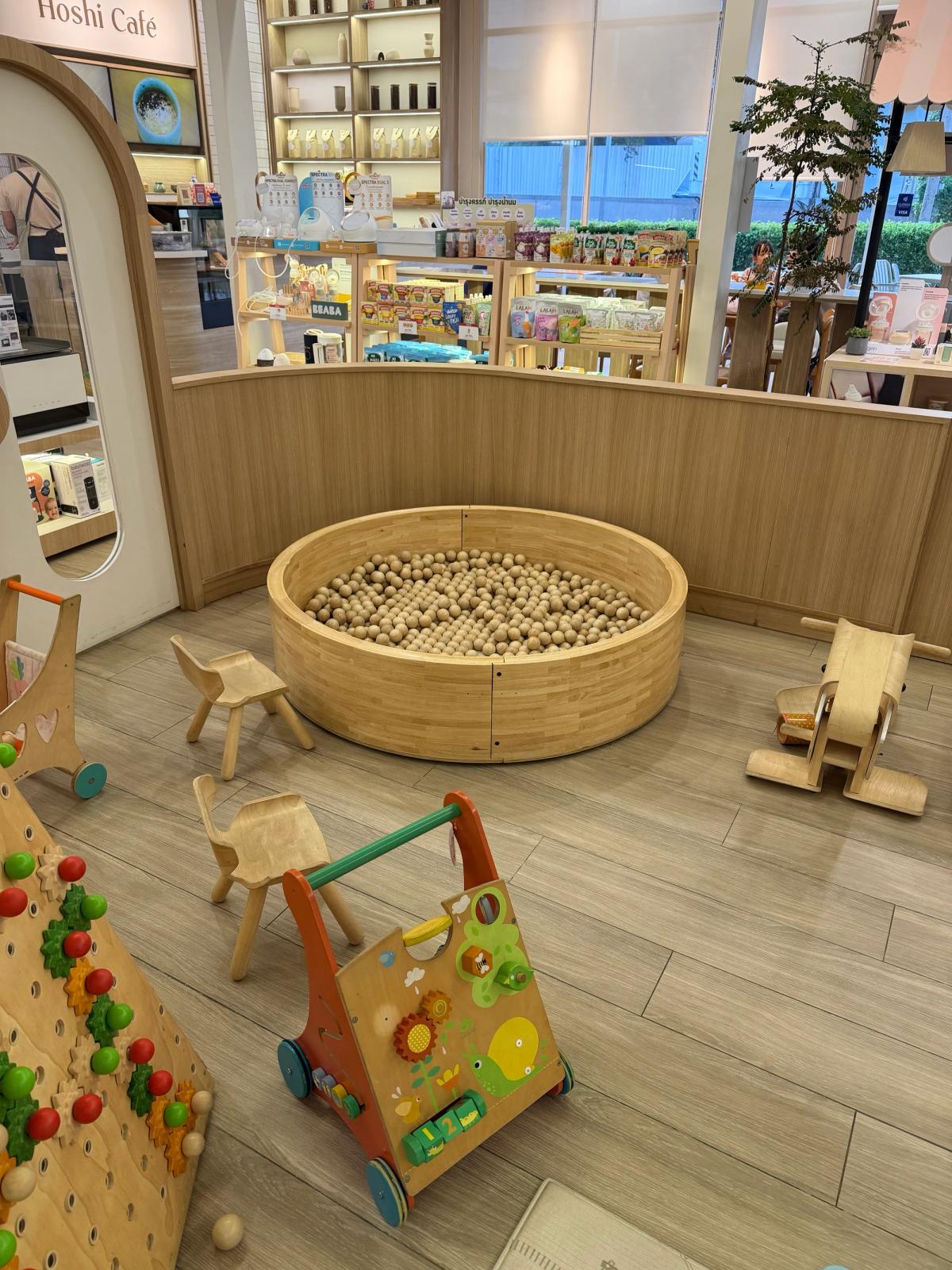 Hoshi Cafe - Image 8
