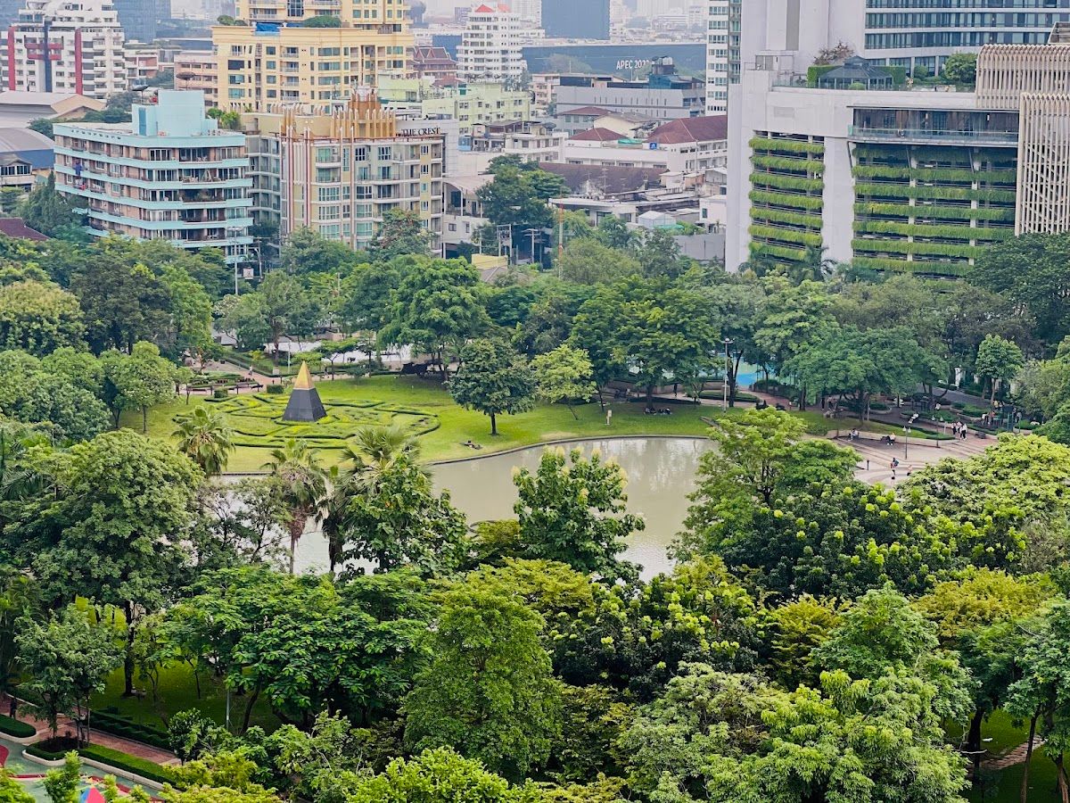 Benchasiri Park - Image 2