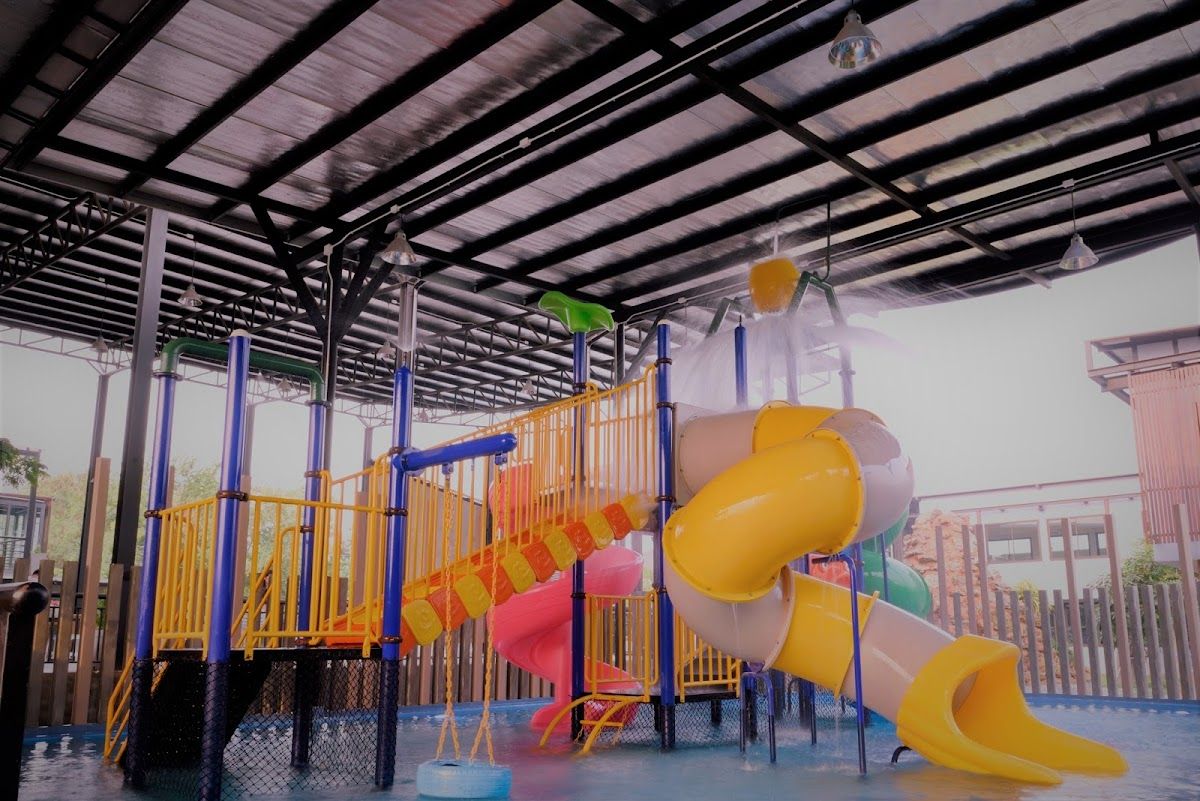 Kiddy Club Houses - Image 1