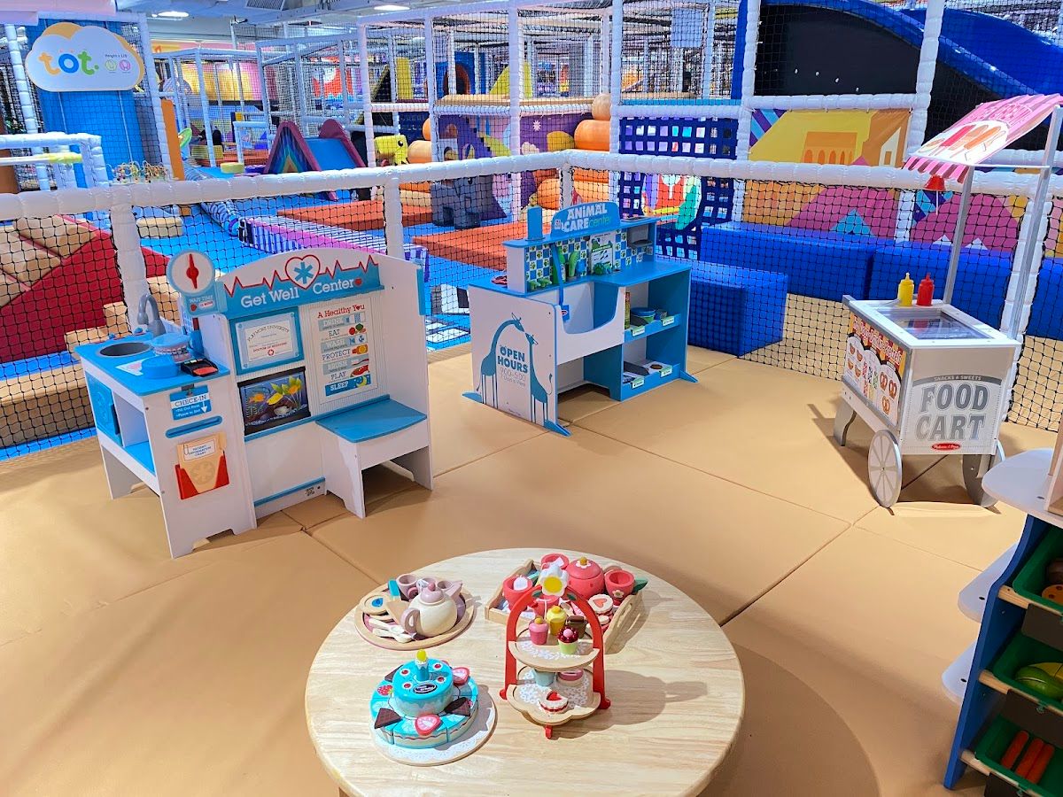 HarborLand The EmQuartier - Image 5