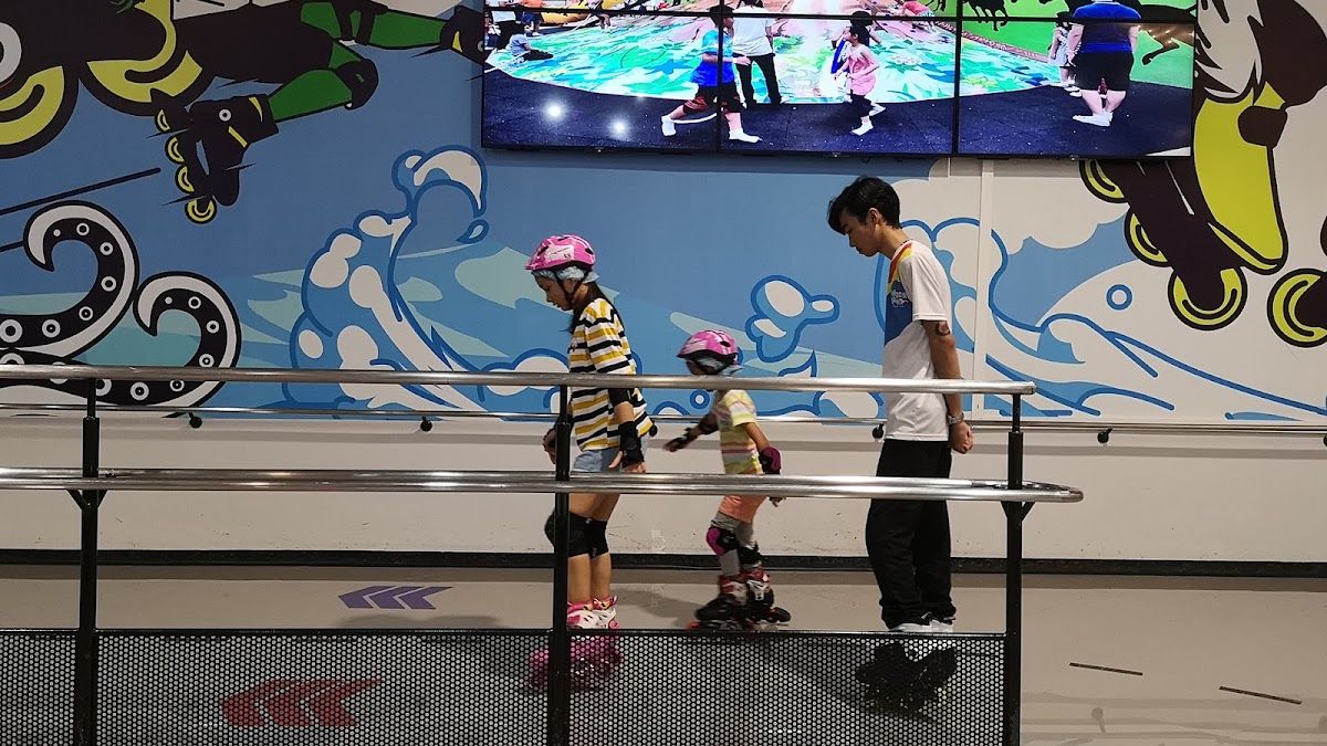 HarborLand Fashion Island - Image 1