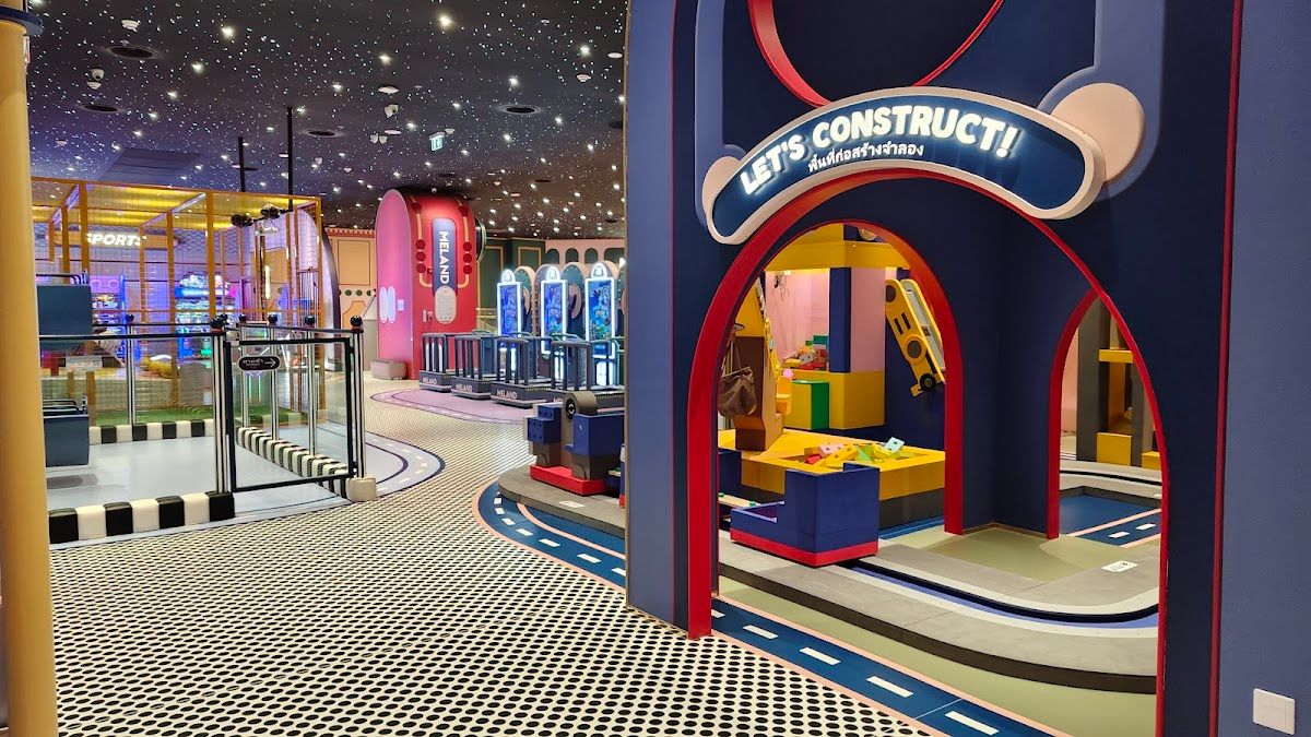 MELAND Siam Paragon Bangkok - Image 7