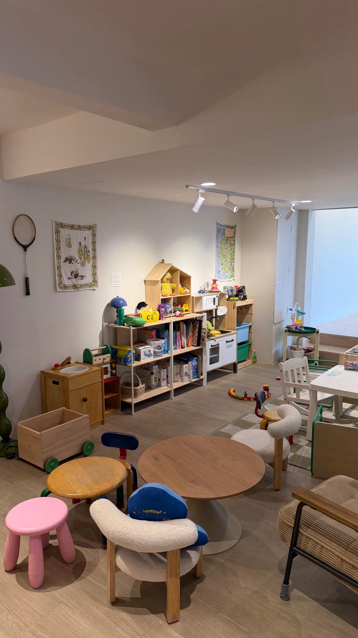 Living Room Thonglor - Image 3