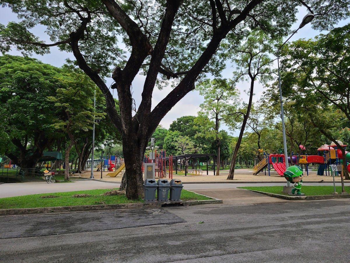 สนามเด็กเล่น - Image 1