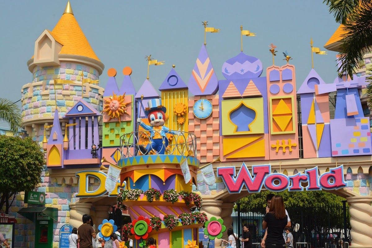 Dream World - Image 2