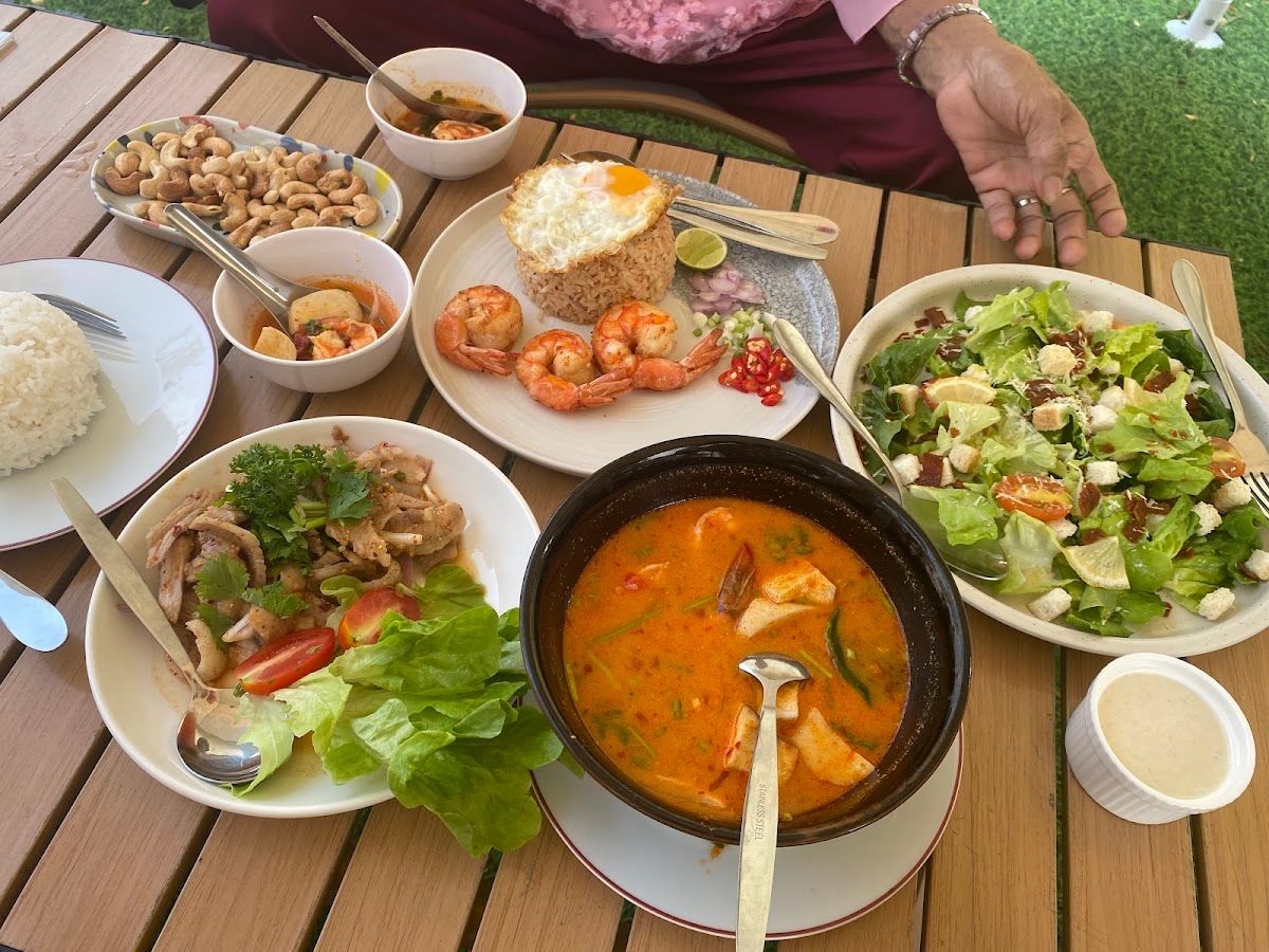 Play Cloud Cafe and Restaurant - Image 3