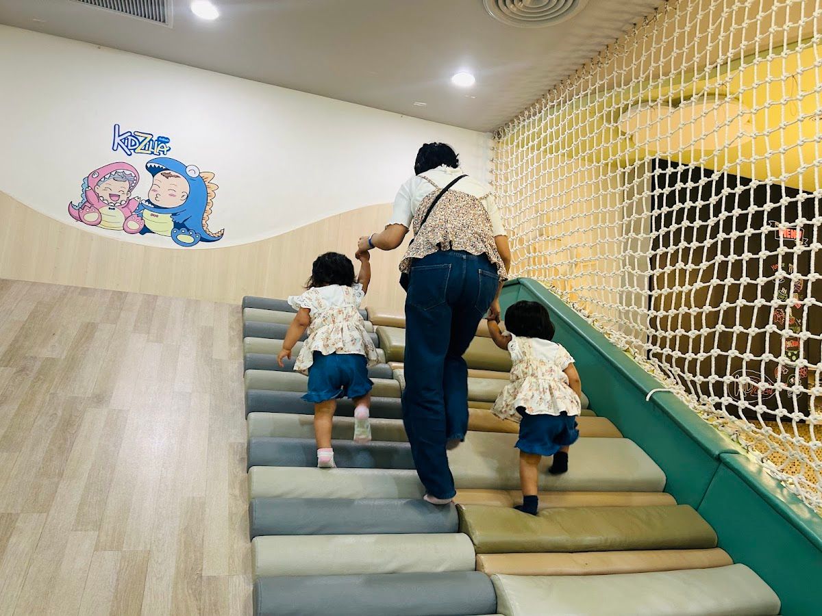 Kidzillabkk - Image 10