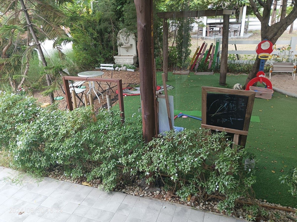 Little Barn - Image 7