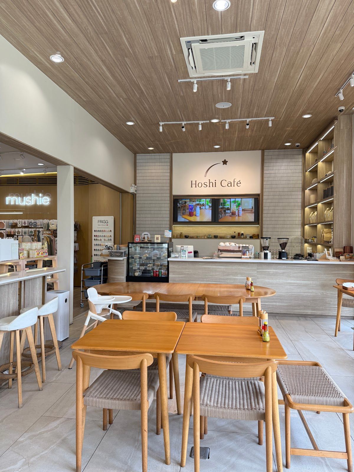 Hoshi Cafe - Image 4