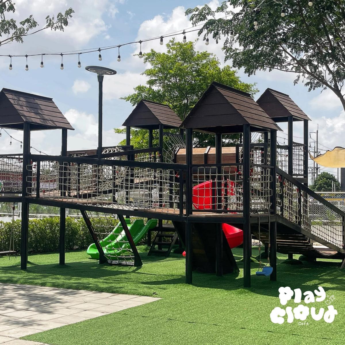 Play Cloud Cafe and Restaurant - Image 2