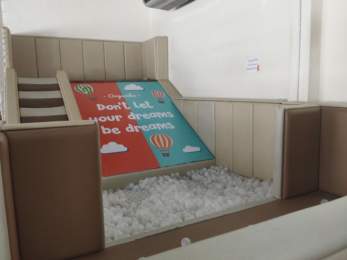 Organika Cafe And Play - Image 9