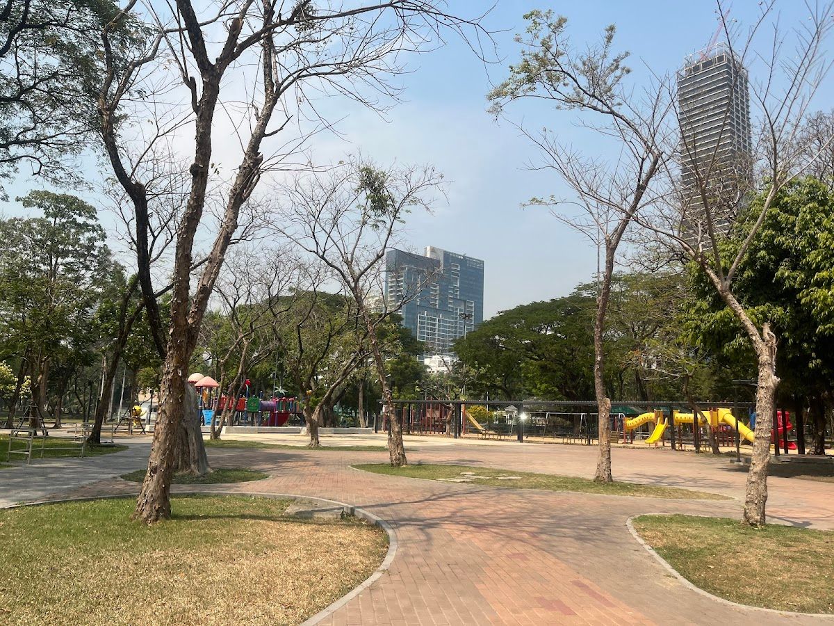 สนามเด็กเล่น - Image 3