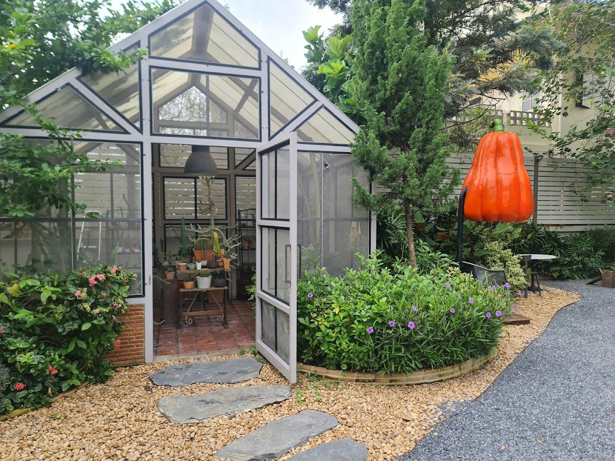 Pumpkin Art Town - Image 9