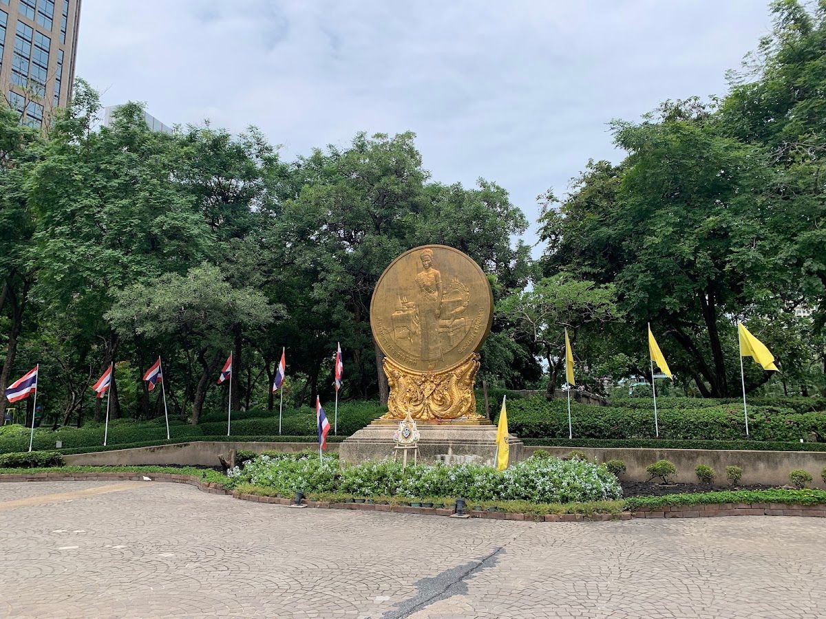 Benchasiri Park - Image 3