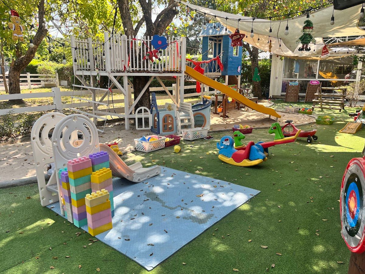 Little Barn - Image 3