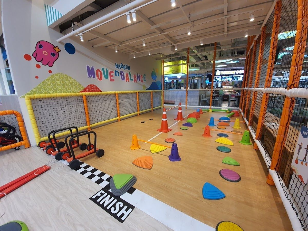  HarborLand Gateway Ekamai - Image 9