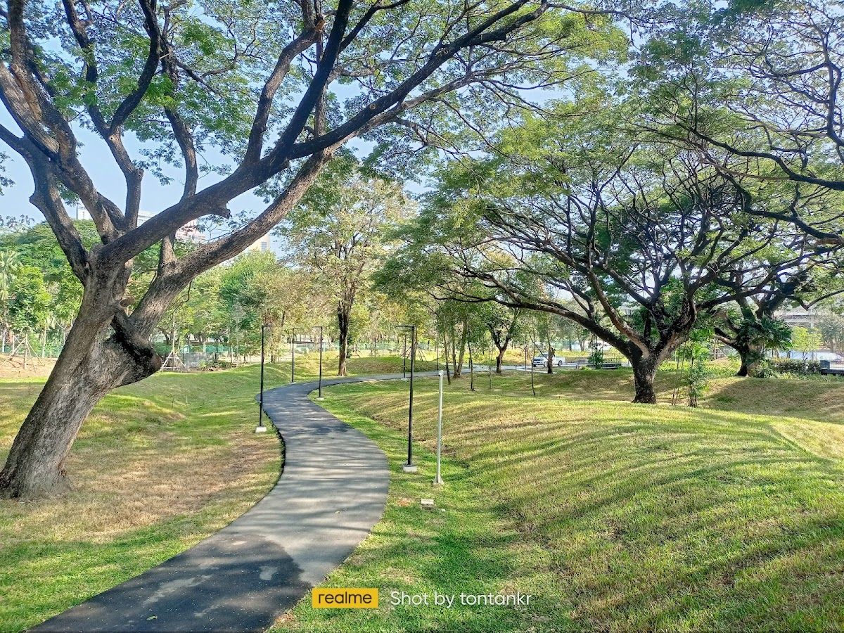 Benchakitti Park - Image 10