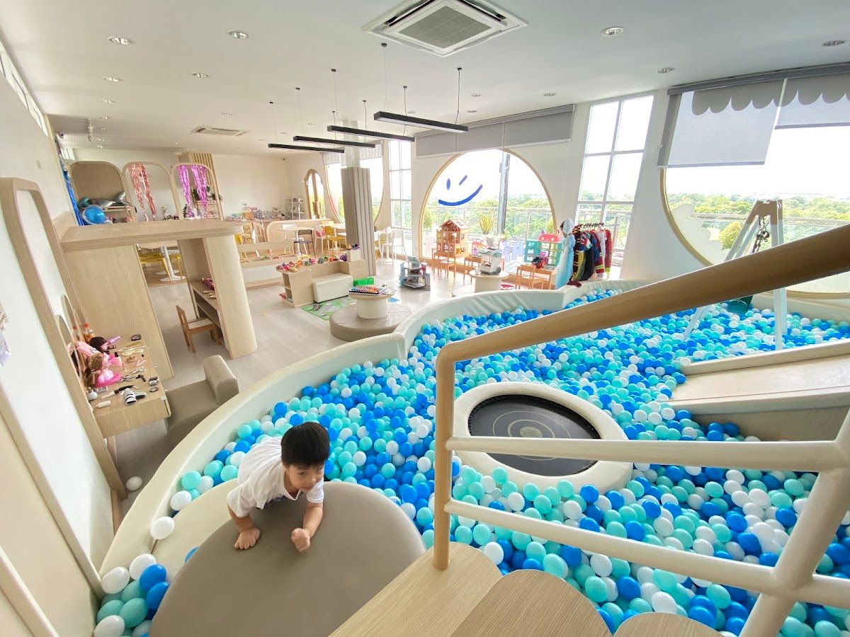 Upperland Kid's Cafe - Image 1