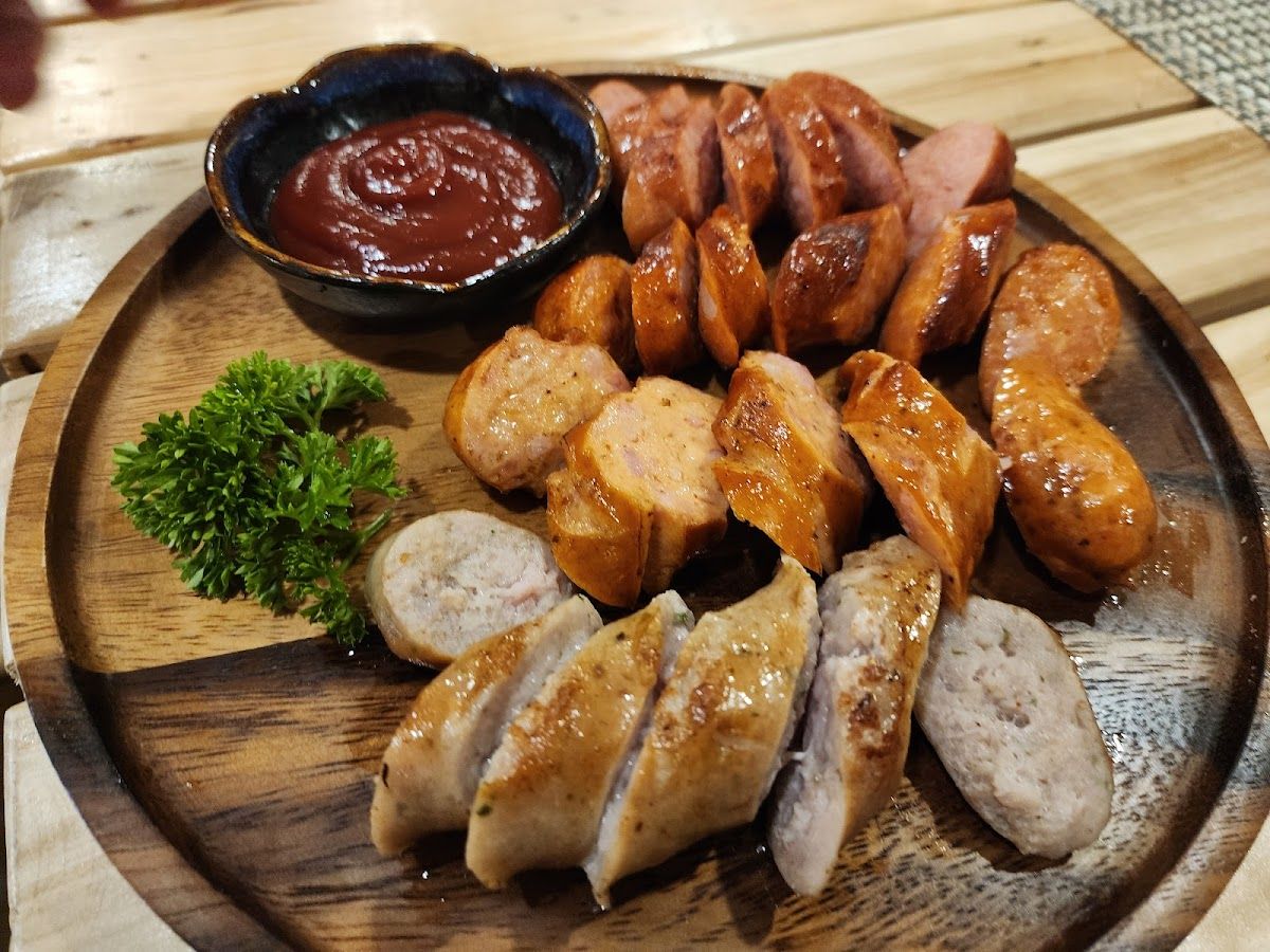 Bailey's Kitchen & Cafe - Image 9