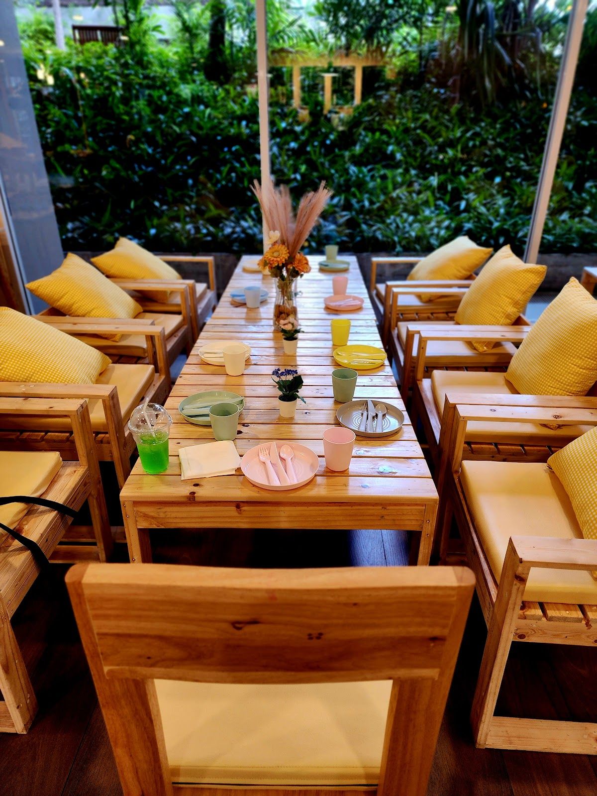 Bailey's Kitchen & Cafe - Image 5