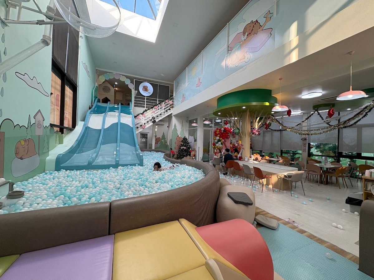 Choopy-Choo Family Friendly Cafe - Image 7