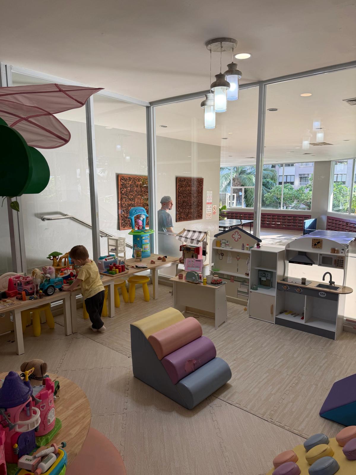 Bailey's Kitchen & Cafe - Image 6