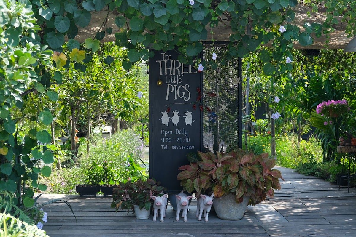The Three Little Pigs - Image 9