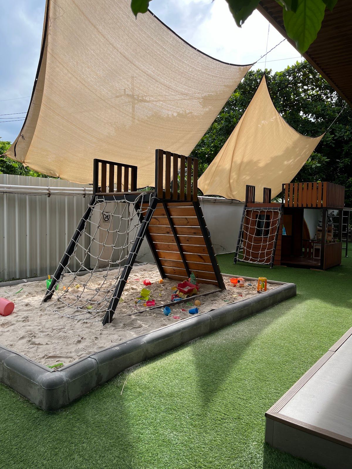 Miya Cafe - Image 10