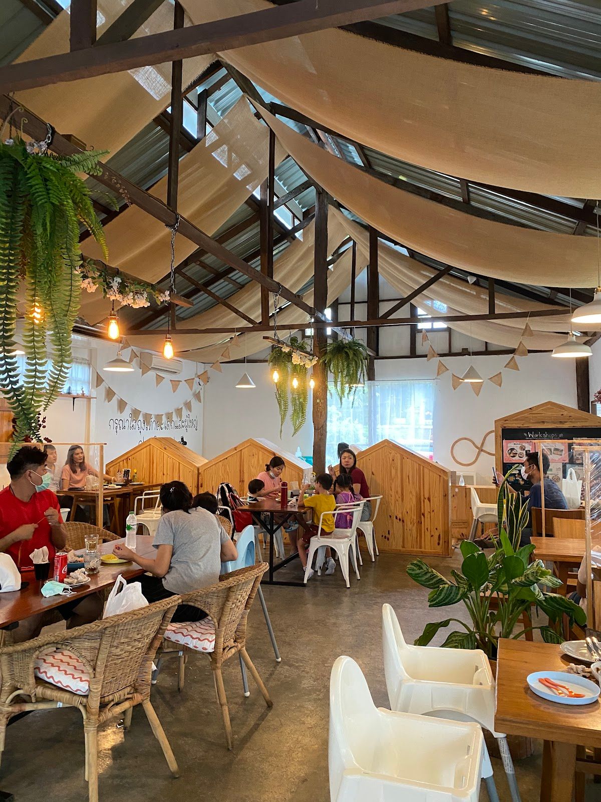 Little Barn - Image 1