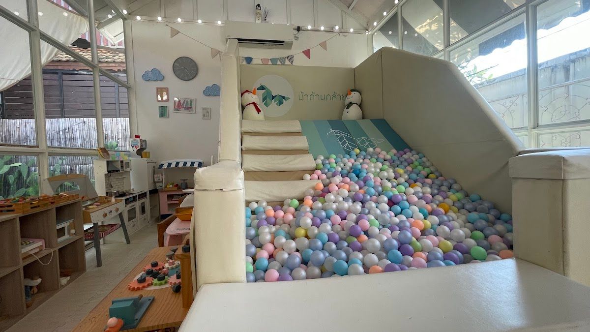 Banana Tree Horse Kids Cafe - Image 9