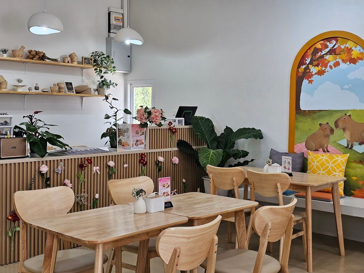 Choopy-Choo Family Friendly Cafe - Image 2