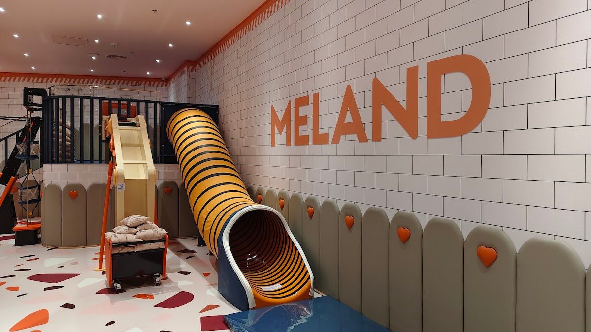 MELAND Siam Paragon Bangkok - Image 9