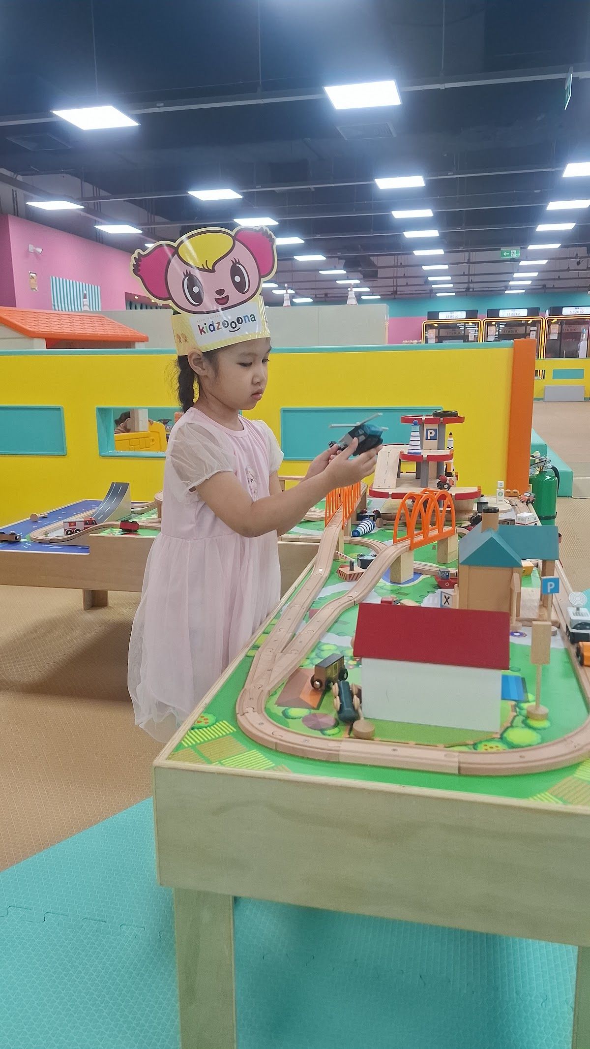 Kid's Box Jumbo by Kidzooona Imperial World Samrong - Image 9