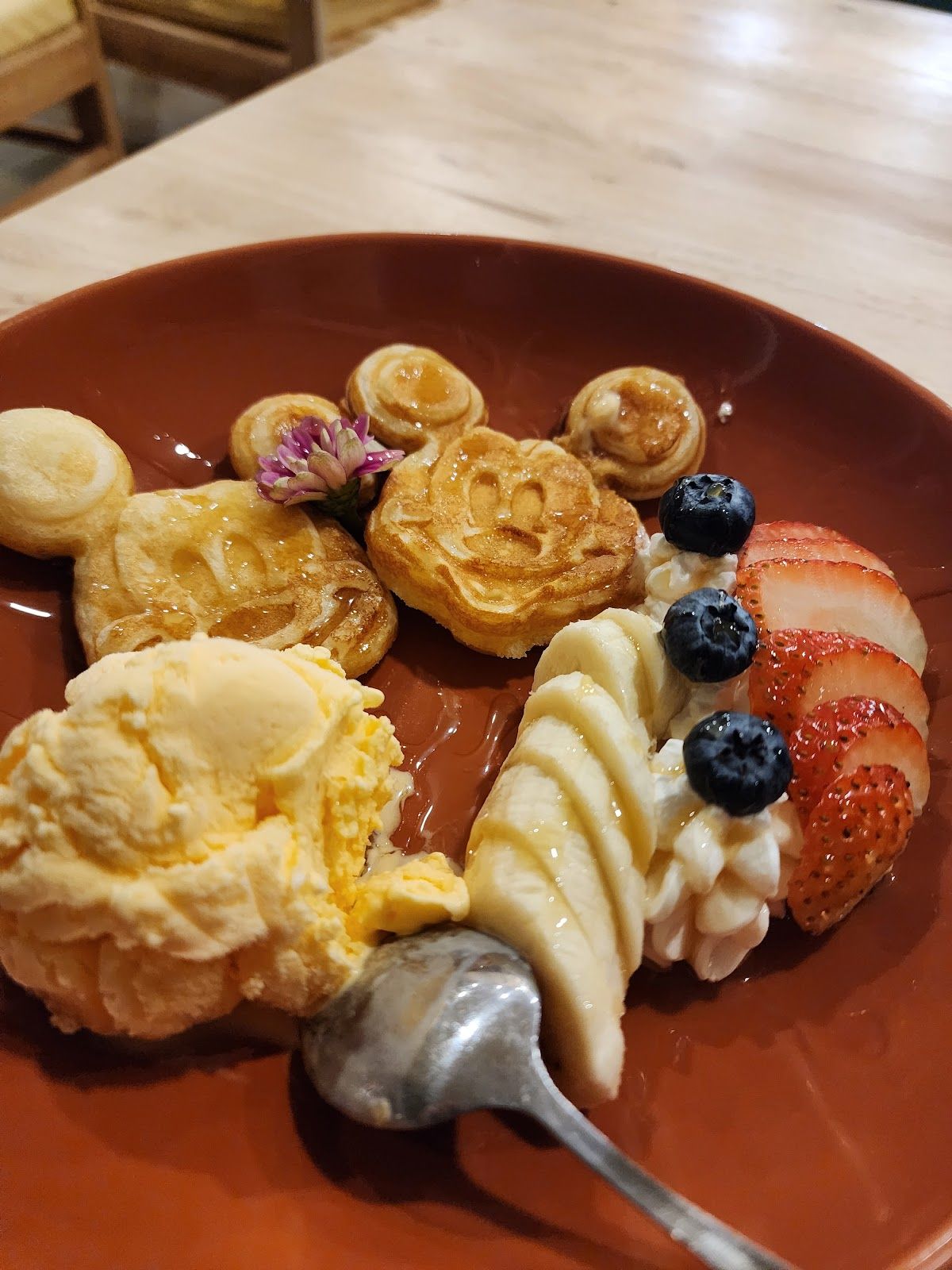 Bailey's Kitchen & Cafe - Image 8