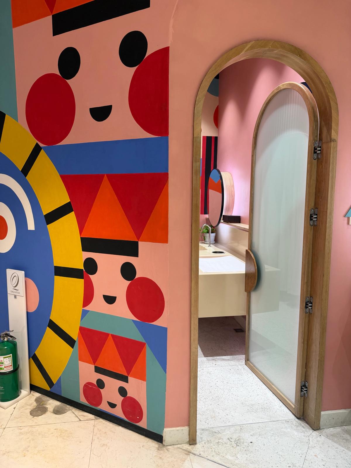 Nursing Room At EmQuartier - Image 2