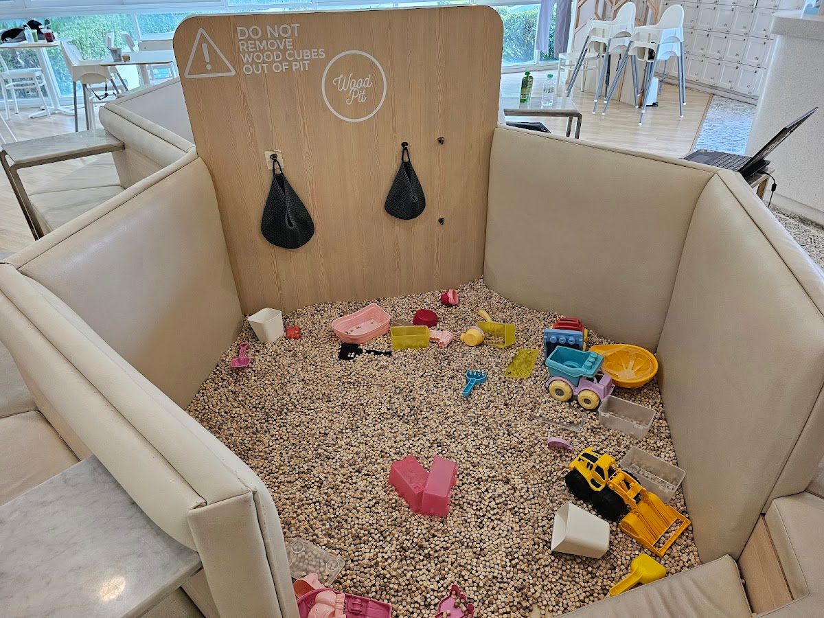 Mari go round Premium Kids Cafe - Image 9