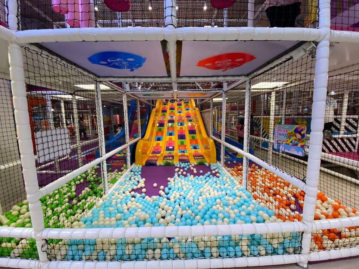 HarborLand The EmQuartier - Image 2