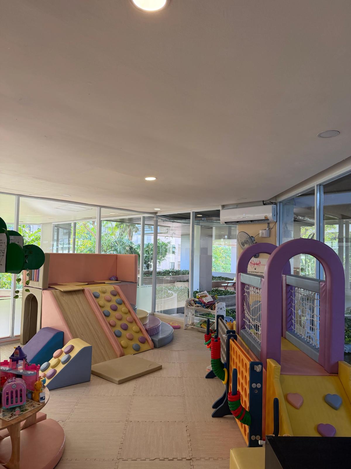 Bailey's Kitchen & Cafe - Image 3