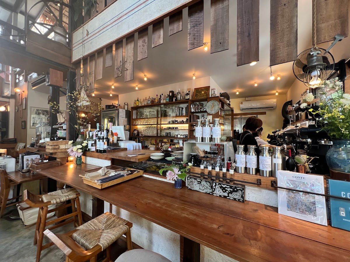 (un)FASHION - Image 6