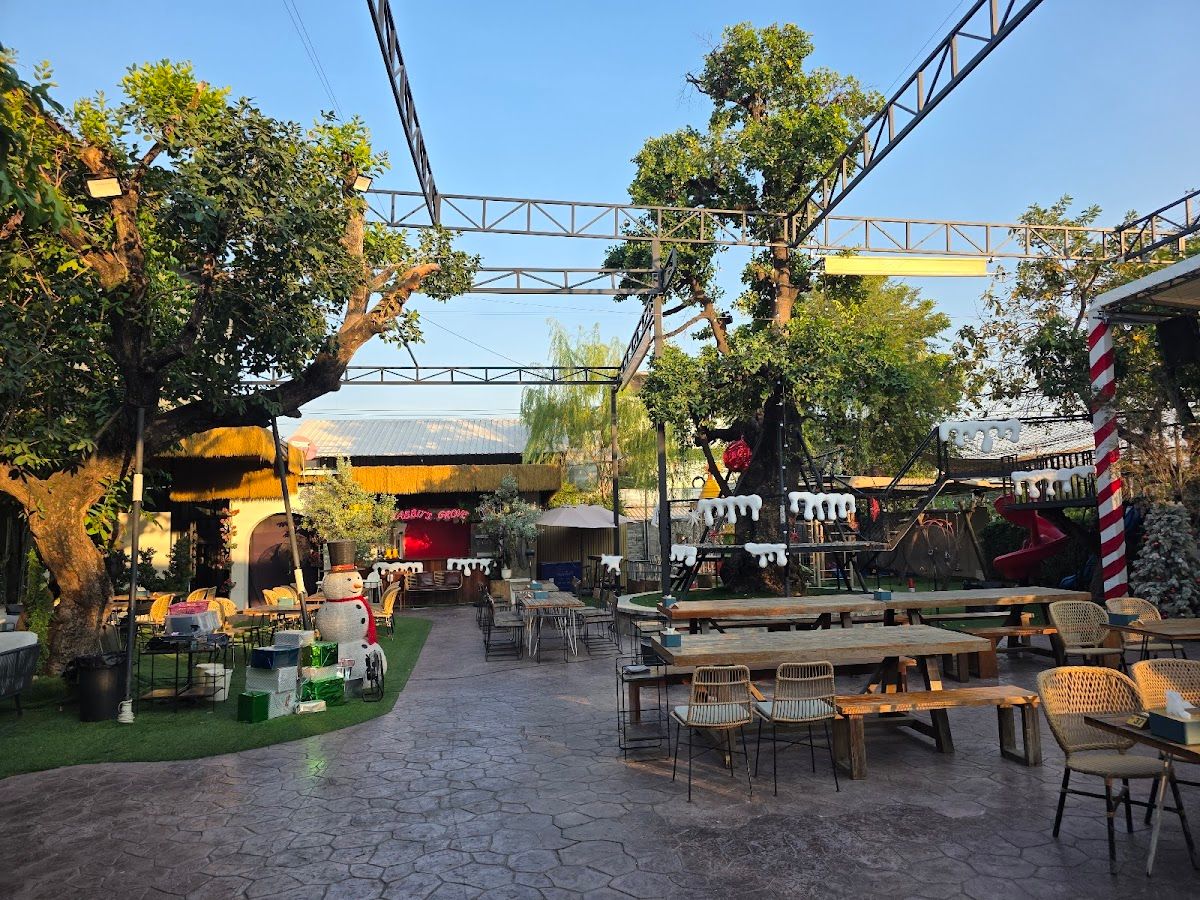 The Rabbit's Grove Cafe & Restaurant - Image 10