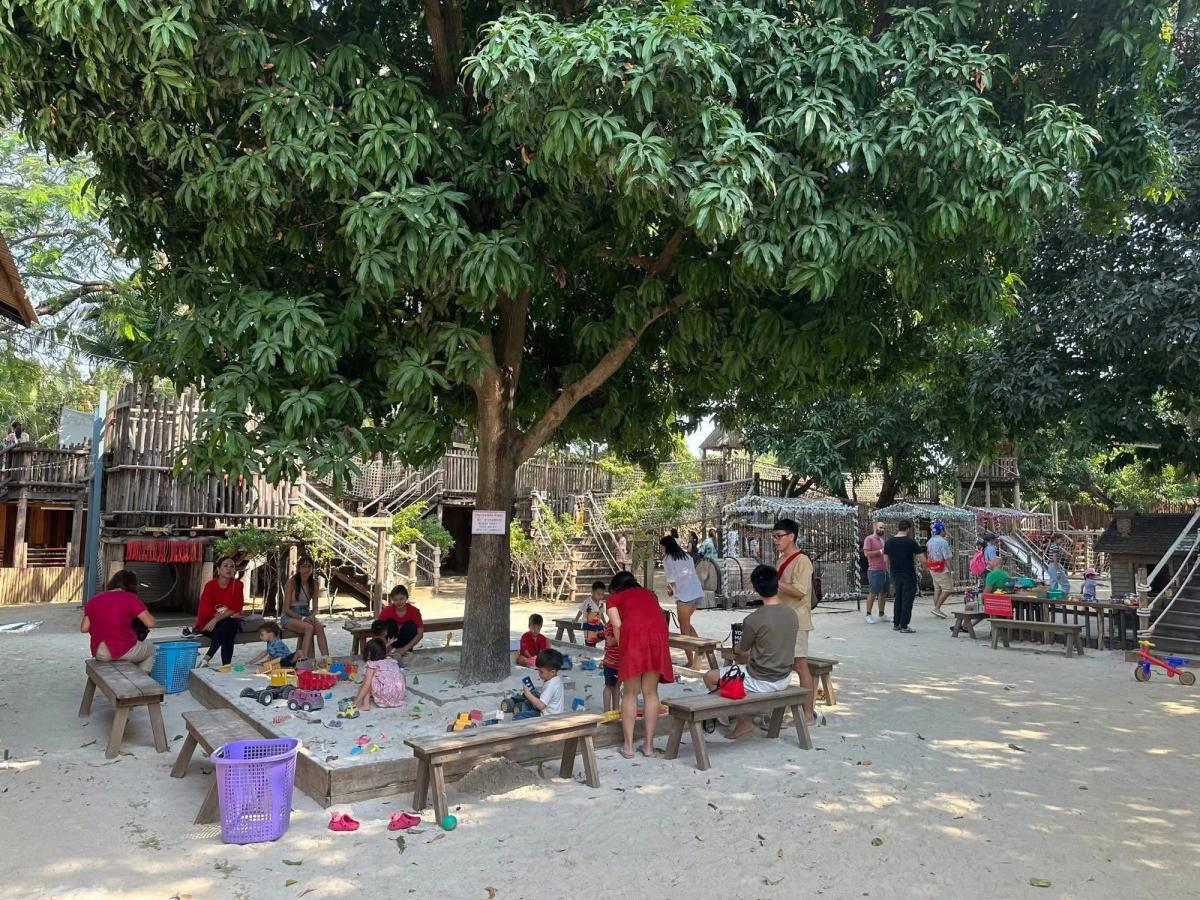 Safari Garden Playground & Cafe - Image 4