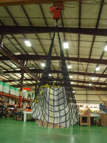 Cargo lifting net demonstration 4