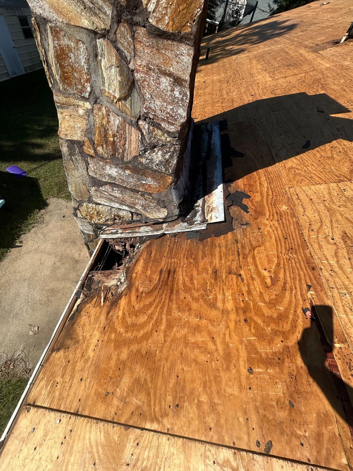 In Progress photo of a GAF Timberline HDZ shingle roof in Birchwood being installed by Southeast Roofing in Meridian, MS.