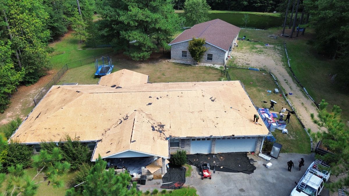 In Progress photo of a GAF Timberline HDZ shingle roof in Hickory being installed by Southeast Roofing in Purvis, MS.