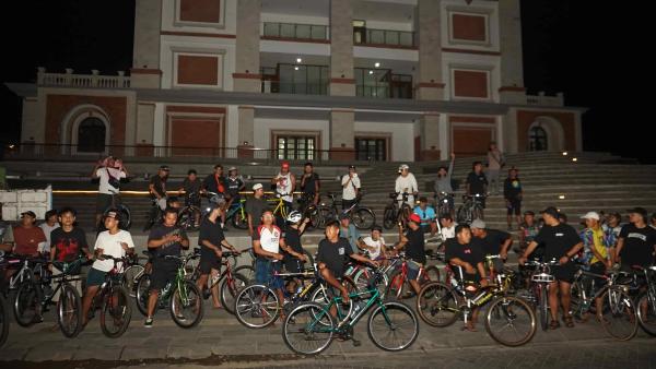 Critical Mass Gianyar Agustus: Menuntut Hak, Merebut Jalan, Bersama untuk Keselamatan Pesepeda! ♂️✊