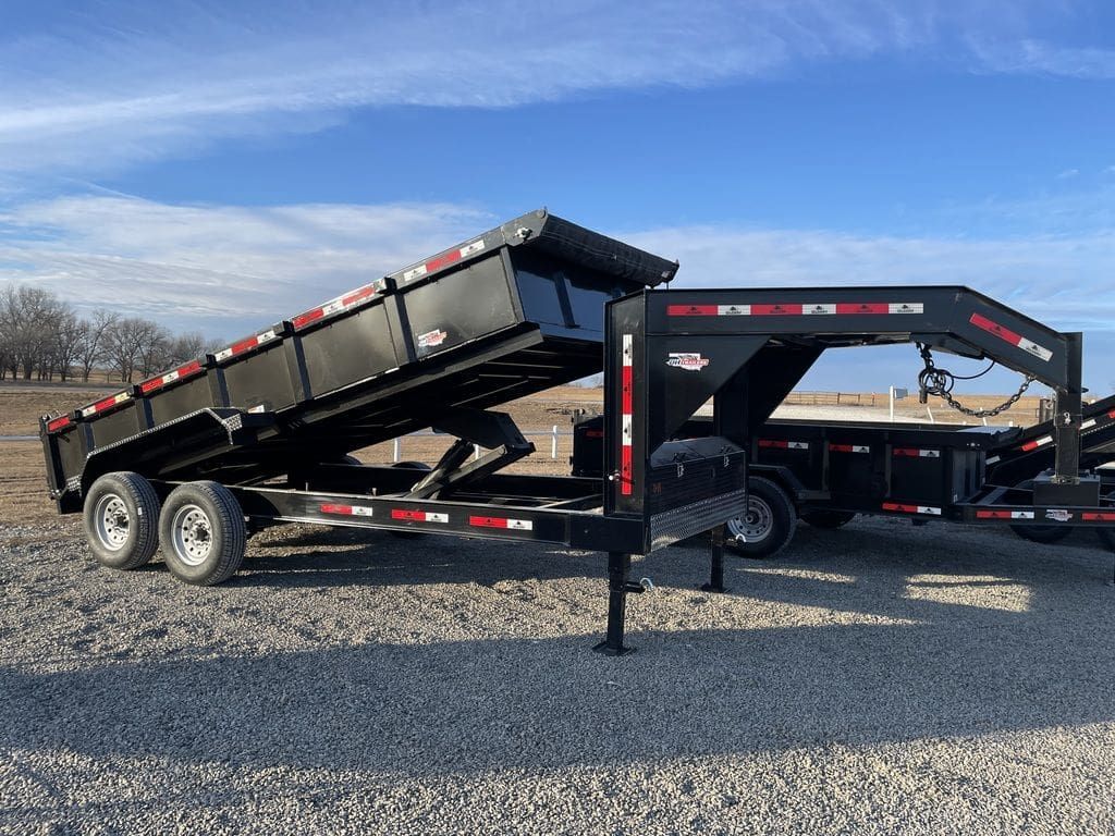 DH Trailers 16′ GN Dump Trailer_013