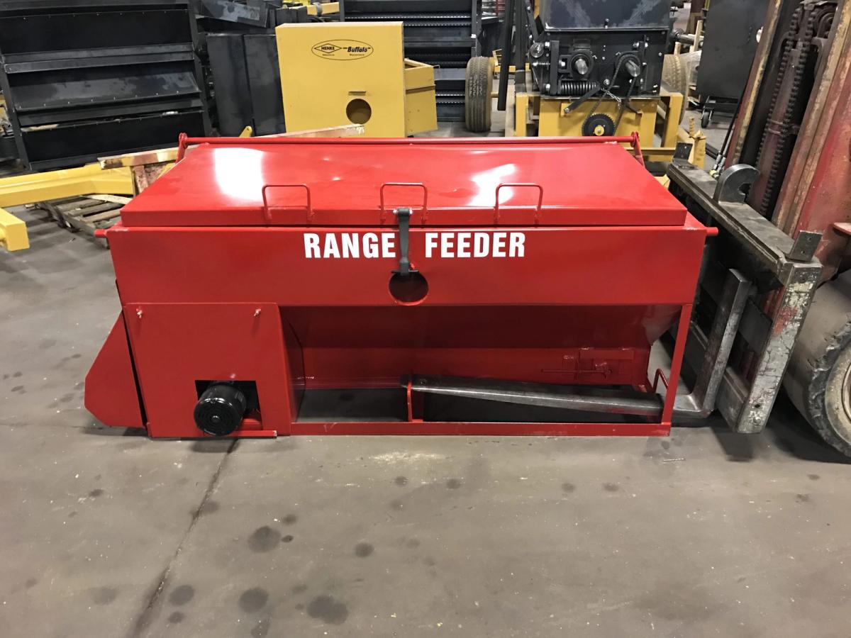 Apache 1200lbs. Range Feeder