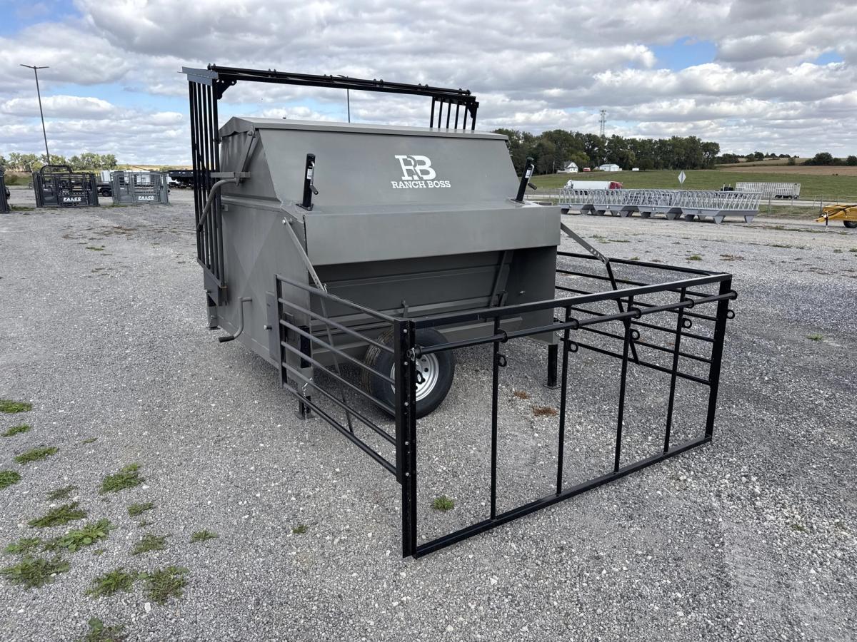 Ranch Boss Portable Creep Feeder w/ Panels & Rain Shield