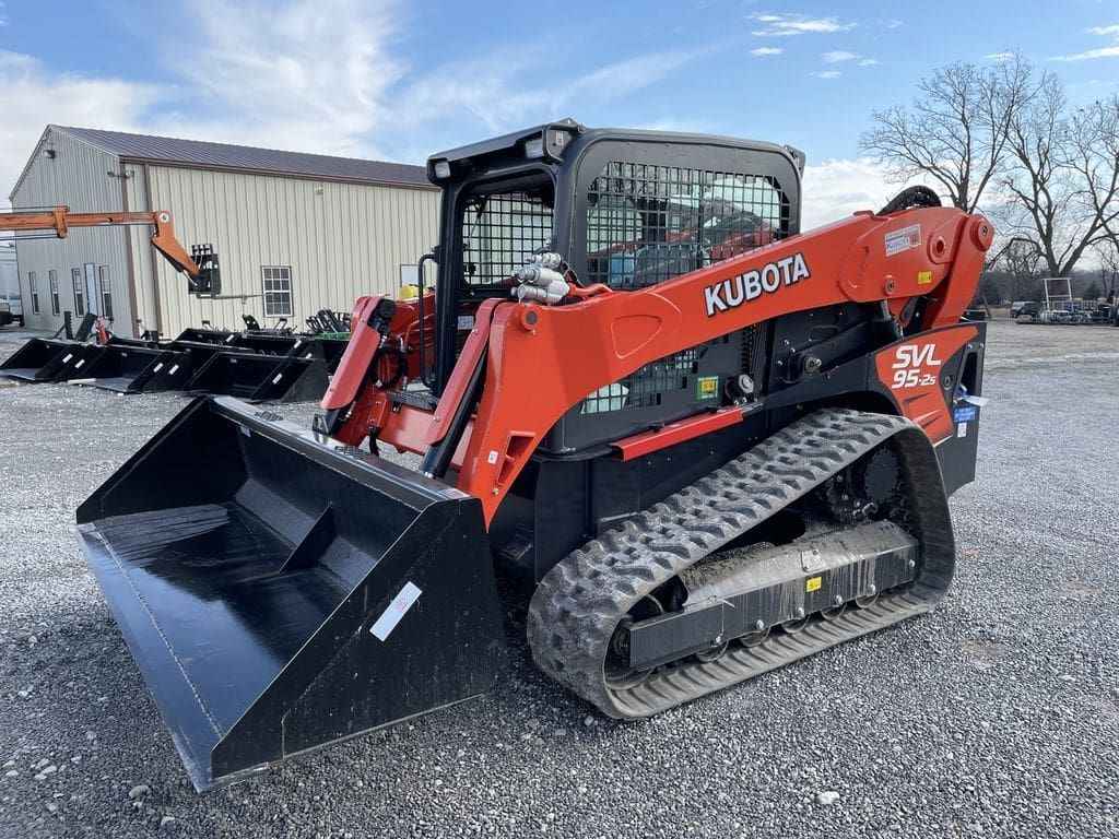 Industrias America 96 Skid Steer Bucket_010
